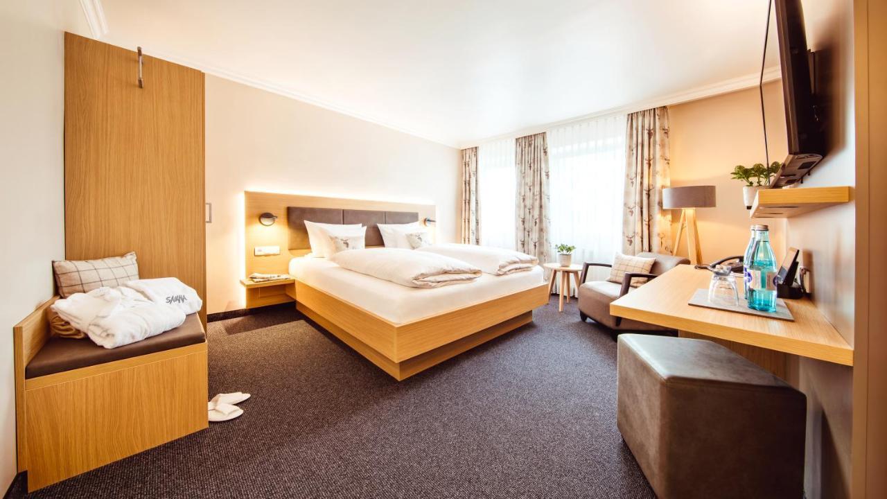 Landgasthof Hotel Gentner Neurenberg Buitenkant foto